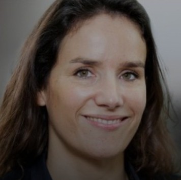 Stéphanie Rousset, Axa